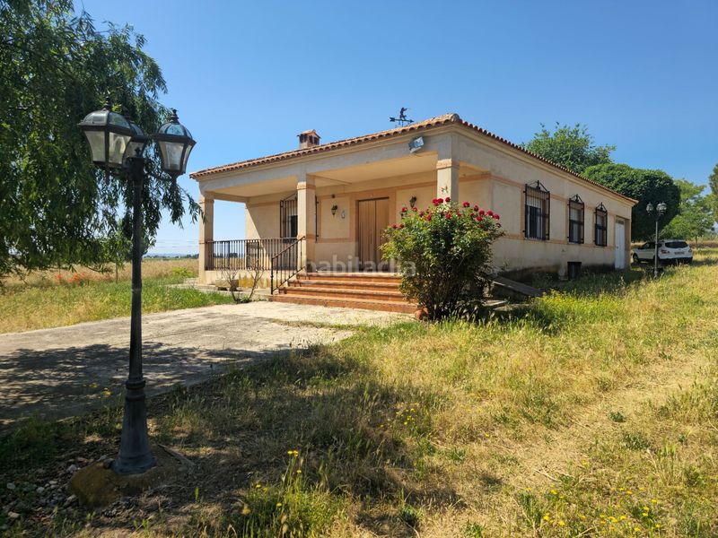 Foto 9be2e504-a13b-4fbe-8ce2-0c13671718a9. Casa amb aparcament a Calzada de Calatrava