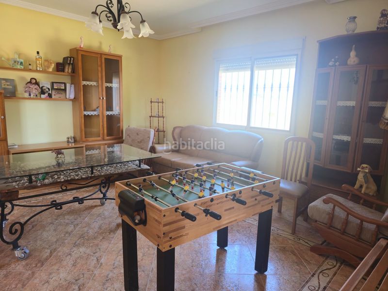 Foto a8f75daf-ed29-4b3f-be1f-569526c31240. Casa amb aparcament a Calzada de Calatrava