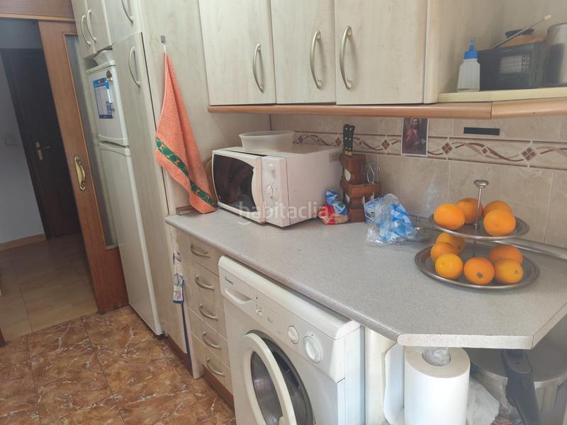 Foto 070a2705-c85a-41f1-90ac-4eb5ede3bf81. Etagenwohnung mit heizung in Santos Leganés