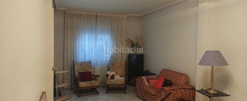 Foto b72fcc97-fb03-47a4-8330-ebc23bcdf285. House in Centro Puertollano