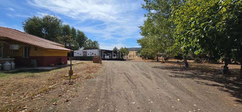 Foto 042e46e4-0782-4a9a-b6e7-eed6204d1f14. Masia amb piscina a Argamasilla de Calatrava