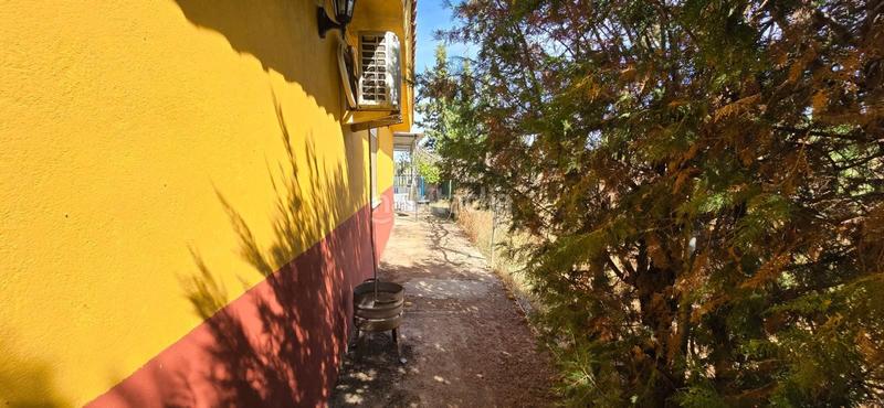 Foto 7c870643-bf9c-4464-84a5-daeaab5d1653. Masia amb piscina a Argamasilla de Calatrava