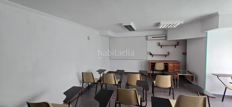 Foto c40817f8-248e-4ff3-acd7-0b4477a5861e. Local commercial dans Centro Puertollano