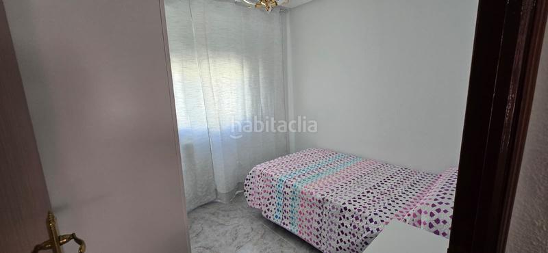 Foto c3494e98-6b32-418a-9021-ad52f02ce089. Rent flat with heating in PAU 2-600 Puertollano
