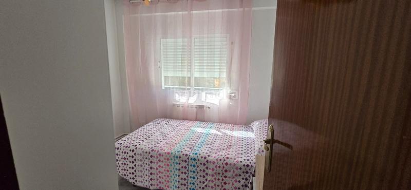 Foto e7f85beb-6268-4305-b5bb-44eba87ea65c. Rent flat with heating in PAU 2-600 Puertollano