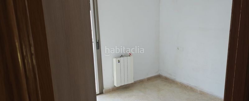 Foto 7013ce4a-c075-4ac5-98d0-84e5a9f1a614. Semi detached house with heating in Argamasilla de Calatrava