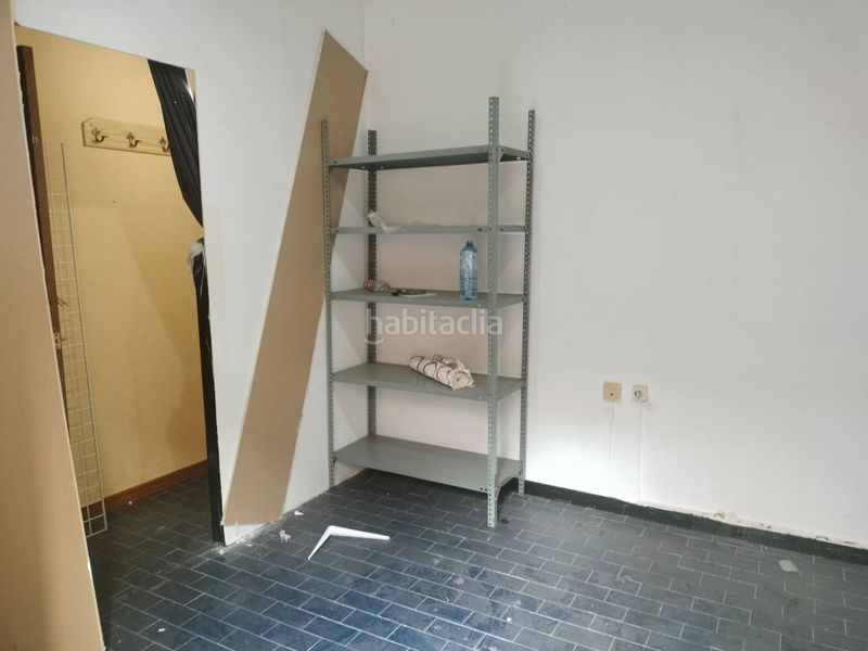Foto d63365a2-15b6-476c-8229-a76ca49320d6. Local comercial a Centro Puertollano