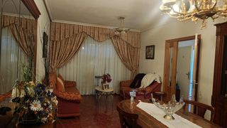 House in Las Mercedes - El Carmen. Venta de vivienda en puertollano  zona ciudad jardín