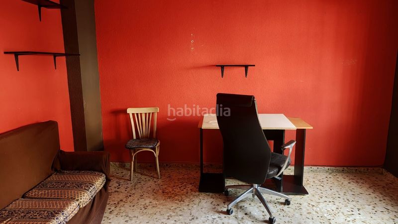 Foto 48c8bf68-dbe6-4509-b0e6-a56500eaefac. Casa a PAU 2-600 Puertollano