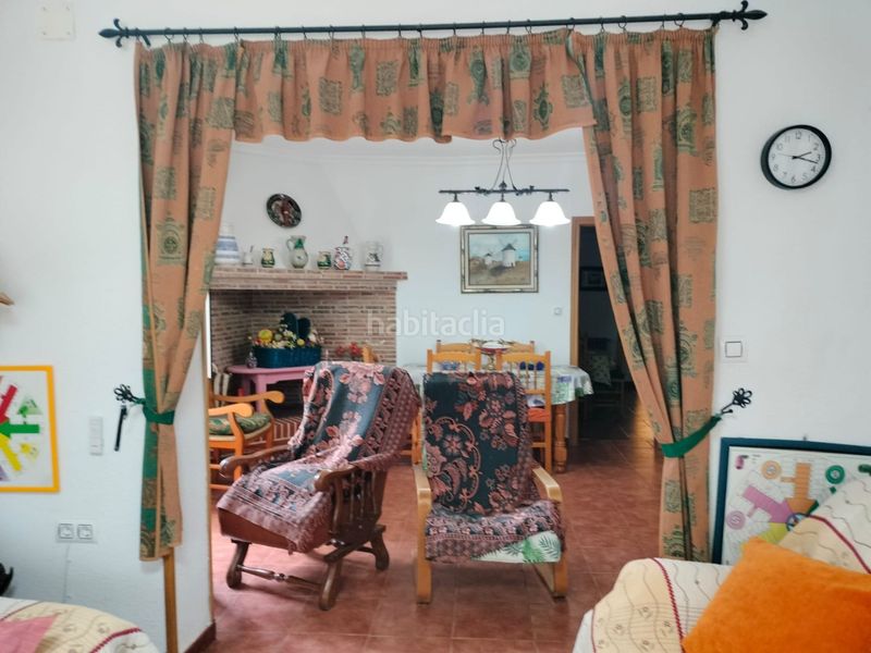 Foto b050bcb0-f930-48b7-a899-f1b86db27e06. Casa amb piscina a PAU 2-600 Puertollano