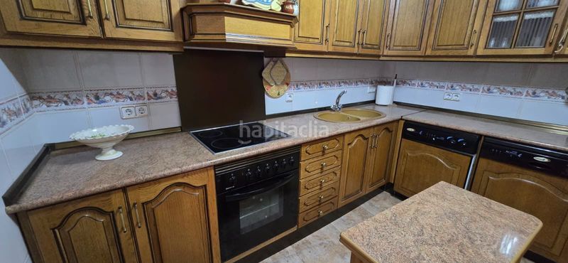 Foto 2825ae58-4538-48a8-8152-3c4a86ac35fd. Casa a schiera con riscaldamento in Centro Puertollano