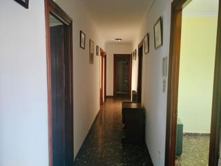 Casa a Argamasilla de Calatrava. Venta de casa con nave en argamasilla de calatrava