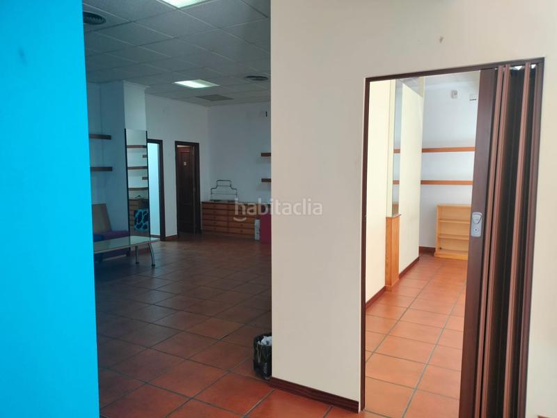 Foto c67f03c0-a2de-49c2-82f0-d821b0148fc0. Location local commercial dans Centro Puertollano