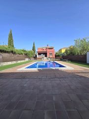 Chalet  Encinares de alcolea. Un hogar fuera de lo común en encinares de alcolea piscina salin