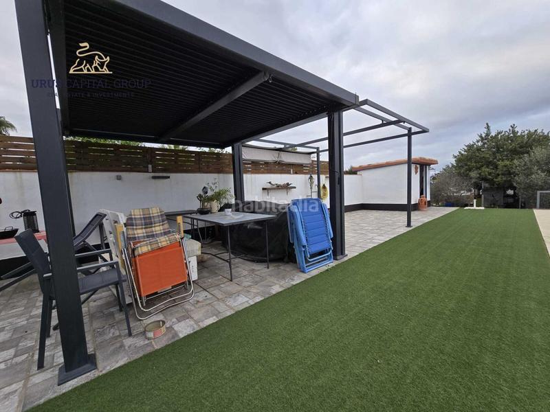 Foto 5e9c862d-c1b2-4ee0-ae8d-c8bad2e269d8. Chalet exclusiva casa independiente con jardín, piscina y huerto en la carlota, córdoba en Carlota (La)
