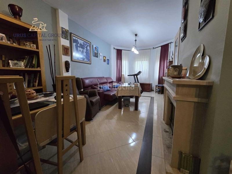 Foto 92cbac50-b530-40a1-bfc6-e27b3d3d2e24. Chalet exclusiva casa independiente con jardín, piscina y huerto en la carlota, córdoba en Carlota (La)
