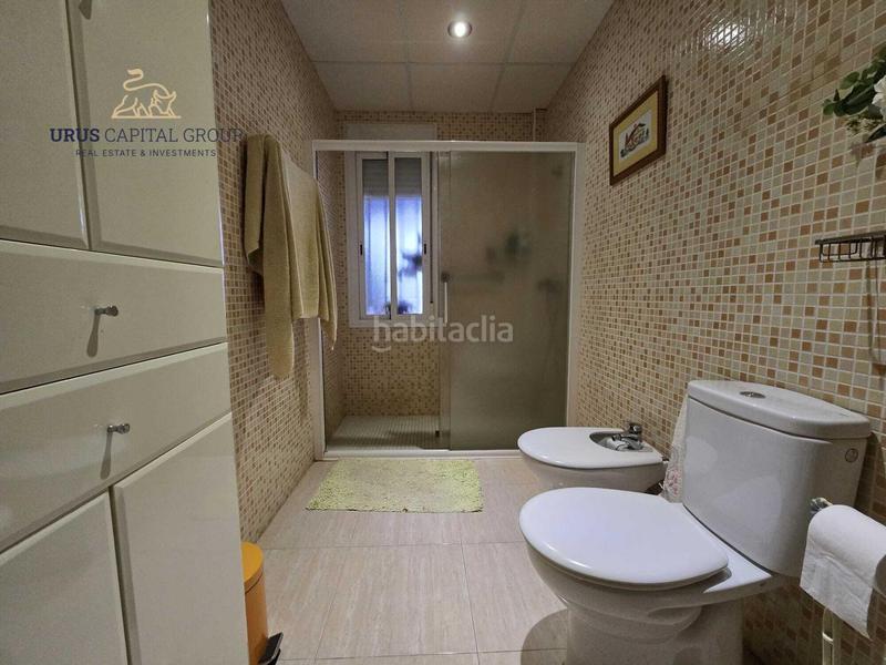 Foto f8bc5134-1def-4a39-8327-f4fee8ede06d. Chalet exclusiva casa independiente con jardín, piscina y huerto en la carlota, córdoba en Carlota (La)
