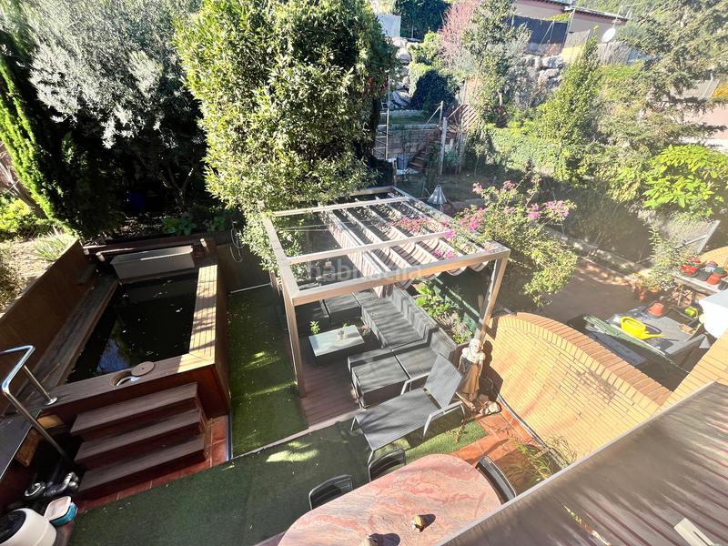 Foto b0f39cc3-a31b-4136-82a9-e1bb62b1b3bb. Affitto casa a schiera con camino riscaldamento parcheggio piscina in Santa Coloma de Cervelló