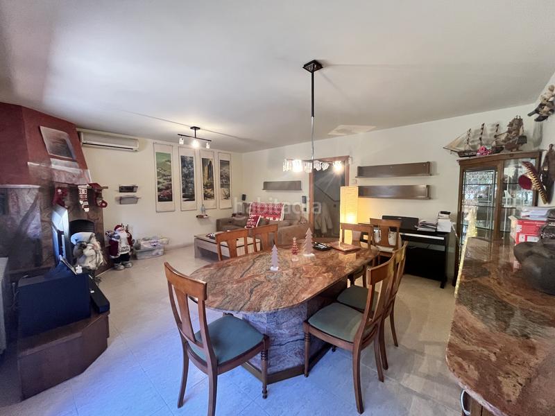 Foto fdd7615b-6097-4534-9c9c-16265ed025dd. Affitto casa a schiera con camino riscaldamento parcheggio piscina in Santa Coloma de Cervelló