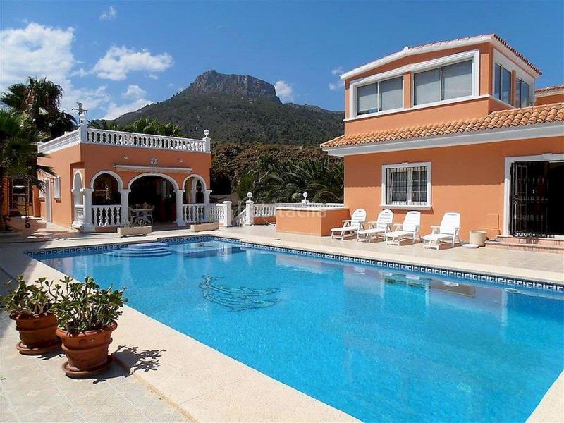 Foto b9cf0146-b661-4583-b806-4d5b6f070179. Chalet avec chauffage parking piscine dans Pueblo Calp