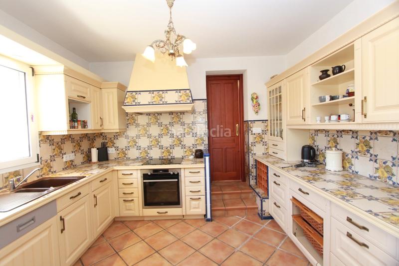 Foto b8697788-7cea-4bfe-9712-edc69cd84af4. Chalet mit heizung parking pool in Carrió - La Merced - Los Pinos Calp