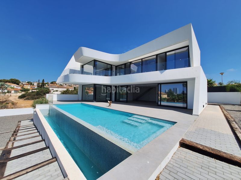 Foto 665ad1f9-959f-44f7-b995-f4671d0801b1. Chalet avec chauffage parking piscine dans Pueblo Calp