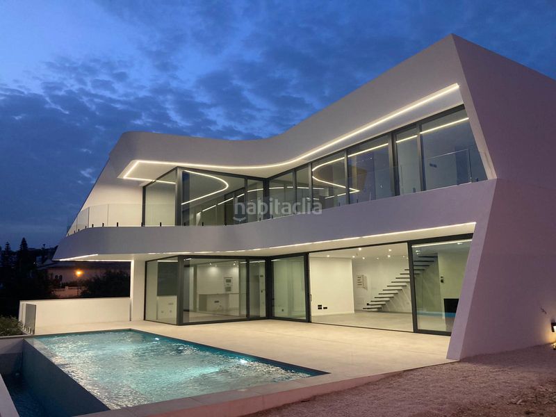 Foto f1451de2-86b8-412c-b7a8-c0c213f8c17a. Chalet avec chauffage parking piscine dans Pueblo Calp