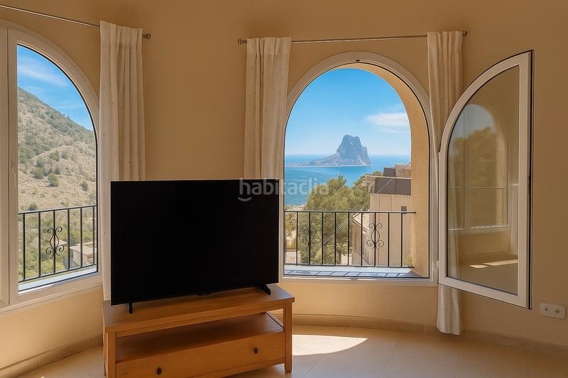 Foto c3f1d00c-1c5b-41e5-8d25-f2fb2e5f7ce9. Chalet con riscaldamento parcheggio piscina in Maryvilla Calp