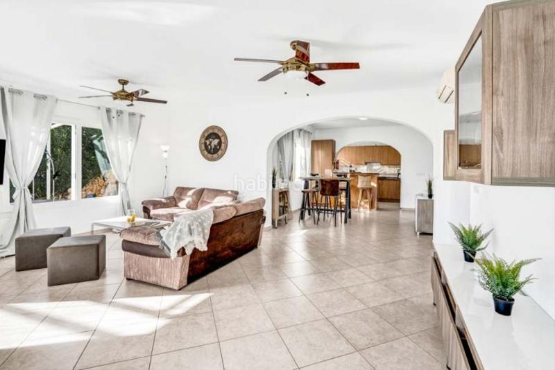 Foto b2a19ce0-0f86-4fa7-999d-64b0a756dd4a. Chalet with heating parking pool in Carrió - La Merced - Los Pinos Calp