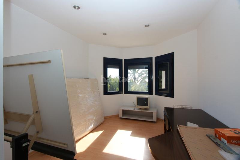 Foto 68fe78a2-15c5-4798-a733-1c9477984ac8. Chalet avec parking dans Carrió - La Merced - Los Pinos Calp