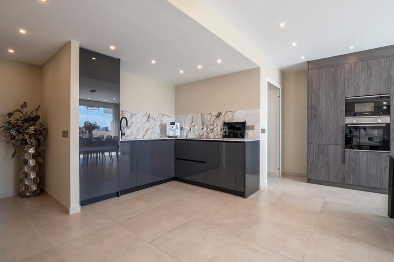 Foto fb9e3d7d-34f1-4f96-95e7-c6c7d00dd726. Penthouse with heating parking pool in Playa Arenal - Bol Calp