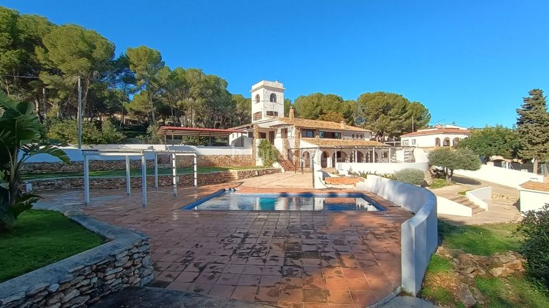 Foto 1d517b9a-7cc0-47bf-a6fb-88f85f9facbe. Chalet avec chauffage parking piscine dans La Fustera Benissa