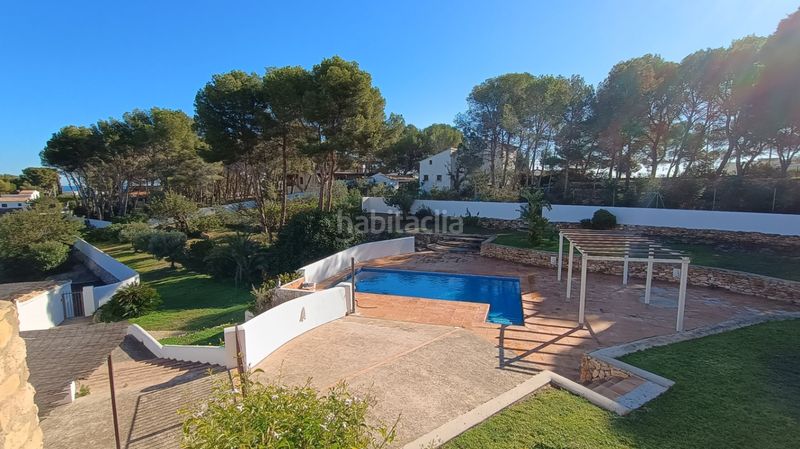 Foto 5cf1dd00-9844-4e1e-ae30-ea0e80c7f781. Chalet avec chauffage parking piscine dans La Fustera Benissa