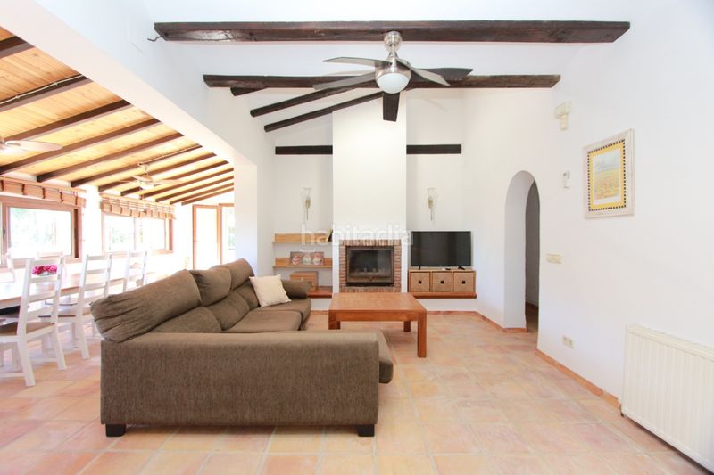 Foto 837aa64d-9534-42ea-b072-d8a3507a550f. Chalet avec chauffage parking piscine dans La Fustera Benissa