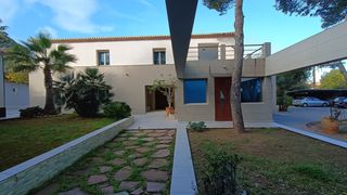 Chalet in Las Rotas / Les Rotes