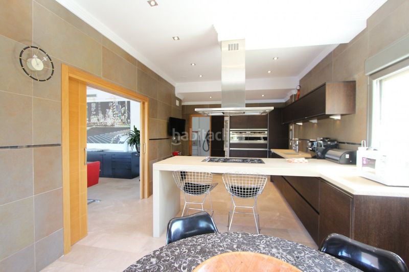 Foto 229fcdfc-bd99-4bb5-bdcb-b1fe0e1495c2. Chalet en La Fustera Benissa