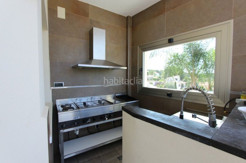 Foto 6b8db79f-9967-4e43-9340-cd811e4c571e. Chalet en La Fustera Benissa