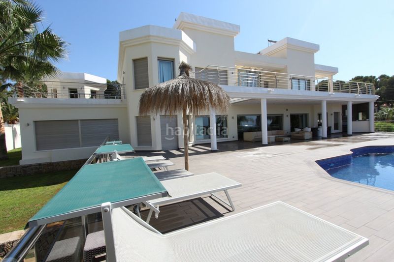 Foto 74a437d0-48df-44f5-887f-81c59ebad7a2. Chalet en La Fustera Benissa