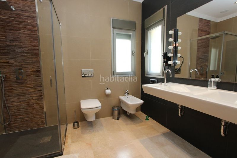 Foto 8ad284d0-b829-489c-a81d-840841cb685b. Chalet en La Fustera Benissa