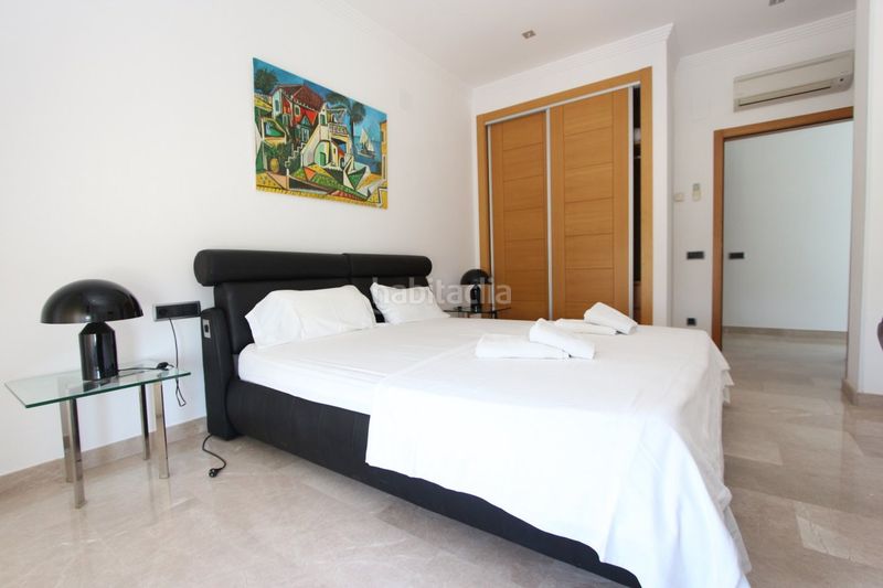 Foto e40aa4d2-f6f9-4f6f-a672-7a2511a12309. Chalet en La Fustera Benissa