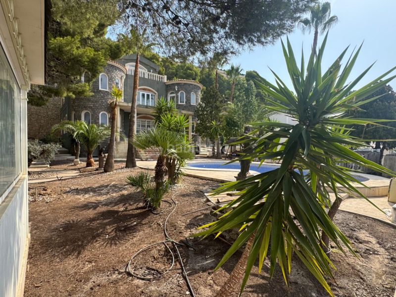 Foto fb9922e3-d761-4b6d-b4b6-f5a06e0b7668. Xalet amb aparcament piscina a Altea hills Altea