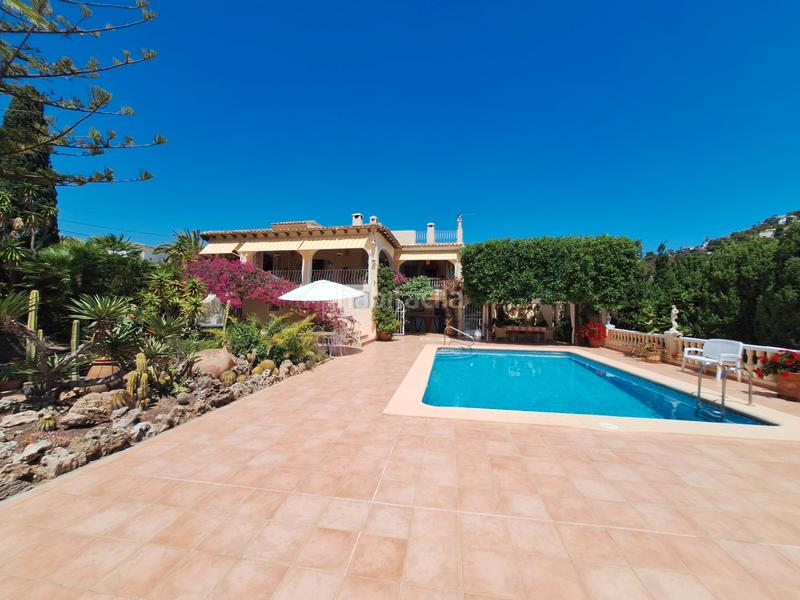 Foto 8fbe7f0b-ae49-433c-9609-05df13e7edd9. Chalet avec chauffage parking piscine dans La Viña-Montemar-San Jaime Benissa