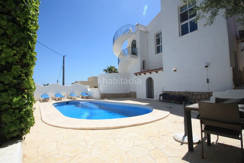 Foto 3b652957-3c43-4563-8d35-0d1d98edc190. Xalet amb aparcament piscina a Maryvilla Calp