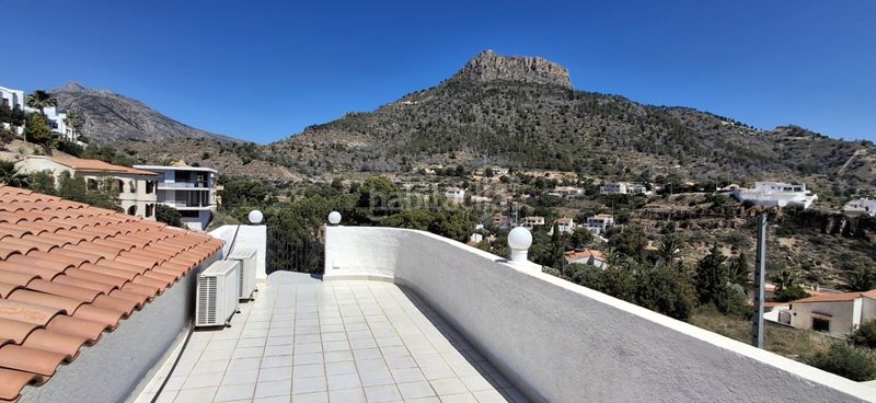 Foto 8fd4c695-0928-4b2a-a8f9-2d1182696d37. Xalet amb aparcament piscina a Maryvilla Calp