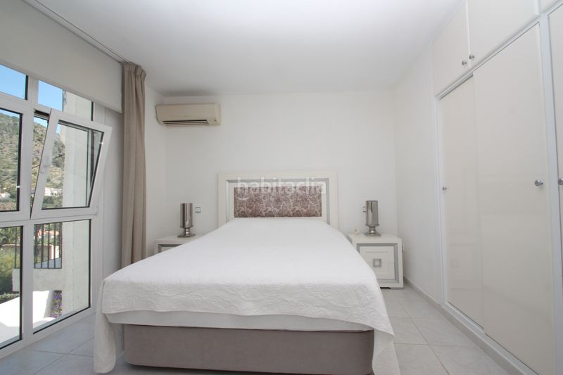 Foto f75d1de5-01ed-464d-aea4-0134116f68fa. Xalet amb aparcament piscina a Maryvilla Calp