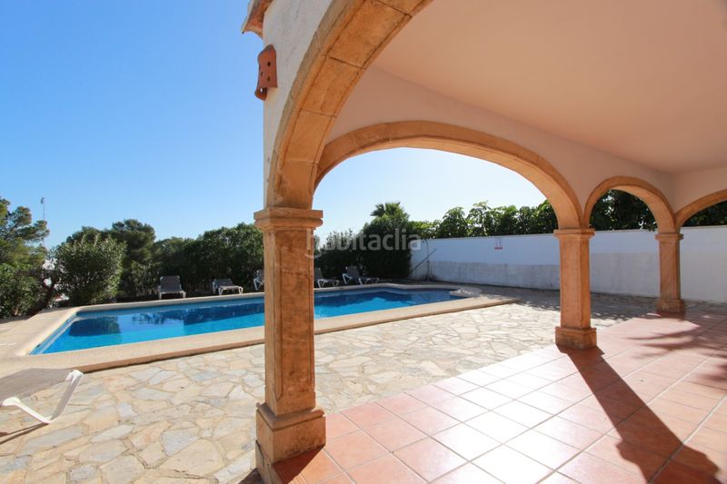 Foto 5c928326-c203-4e7d-93dc-ce49ae1b4d1f. Chalet en La Fustera Benissa
