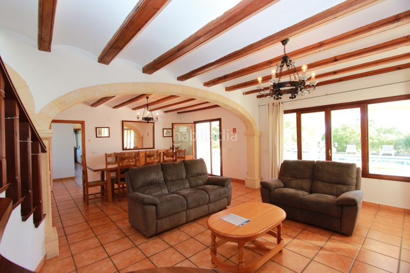 Foto 762e6318-a54b-4ca7-aef9-b80515e6d837. Chalet en La Fustera Benissa