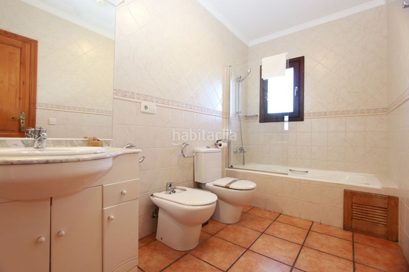 Foto a73acaac-f483-4395-b01a-36789bcb7d95. Chalet en La Fustera Benissa