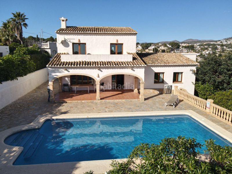 Foto bde49b69-2ca3-466b-854d-abe27ca8a0d3. Chalet en La Fustera Benissa