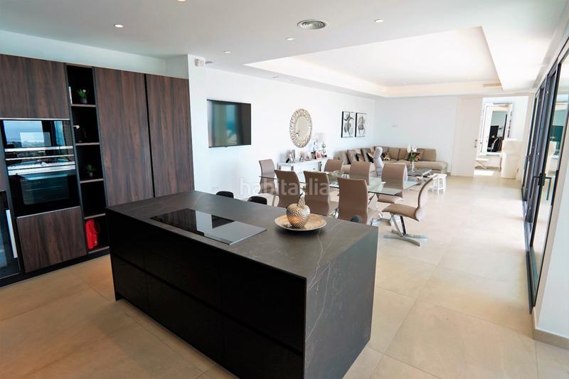 Foto b0c73f4c-8292-4f4f-9f8b-c3e4d2e642f8. Chalet con riscaldamento parcheggio piscina in La Fustera Benissa